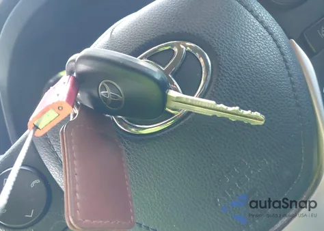 2017 Toyota Corolla Se z USA, uszkodzony, nr VIN 2T1BURHE6HC817461